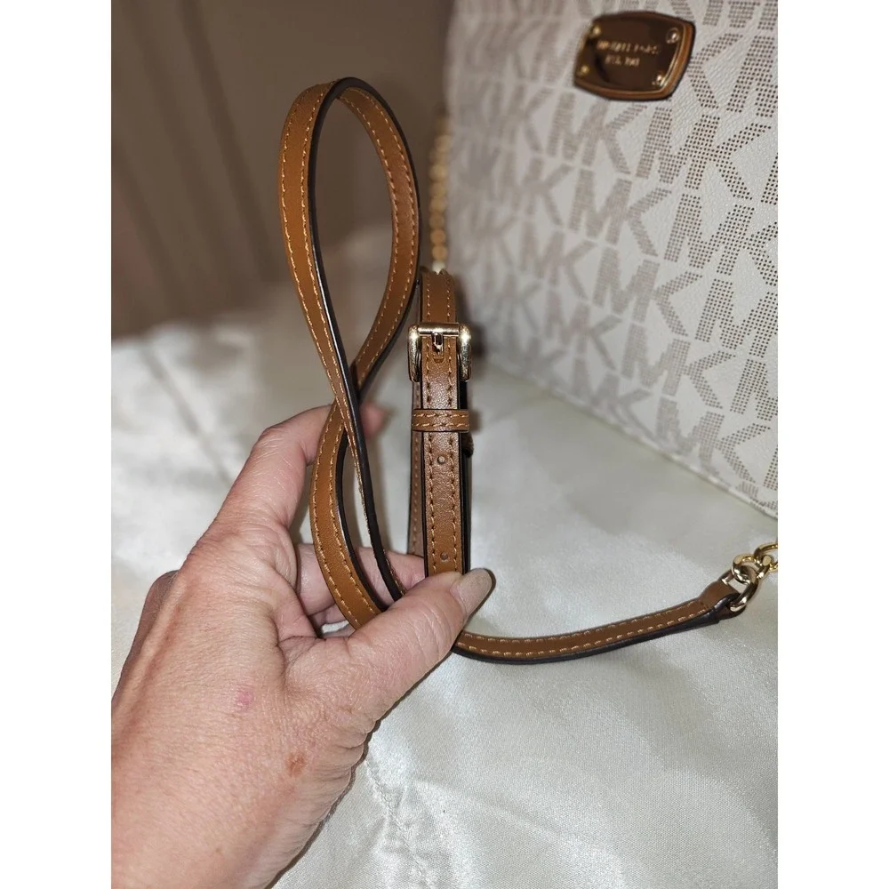 Michael Kors Cindy Large Dome Crossbody Bag 